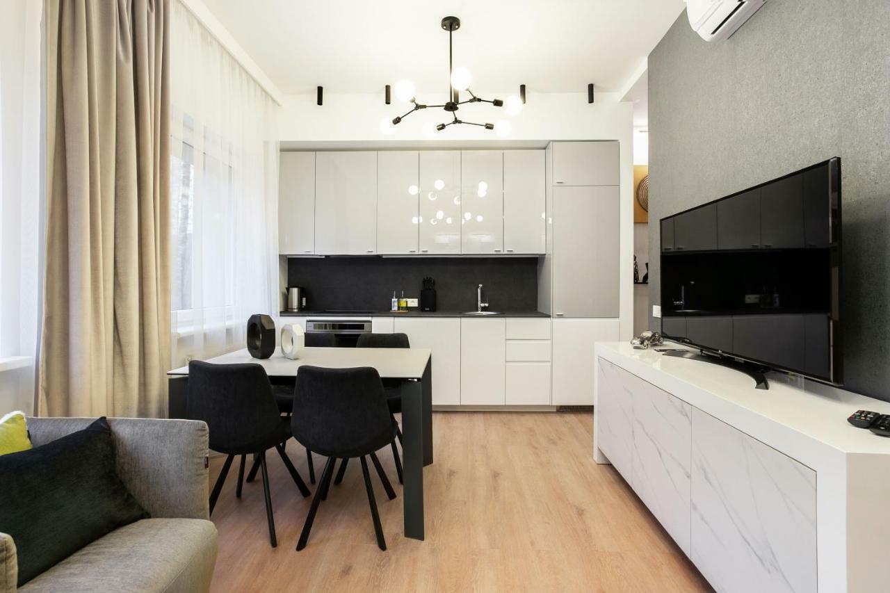 Luxury For Everyone - Hills Park Lux Apartments 2 ヴィリニュス エクステリア 写真