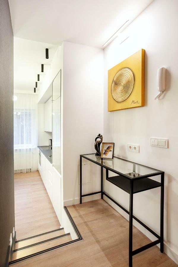 Luxury For Everyone - Hills Park Lux Apartments 2 ヴィリニュス エクステリア 写真